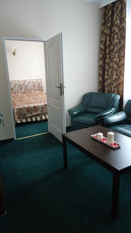 Baron Hotel Ciechanów Quarto foto